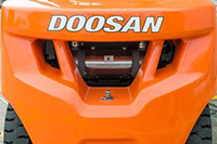 Doosan запустил погрузчики с новыми двигателями